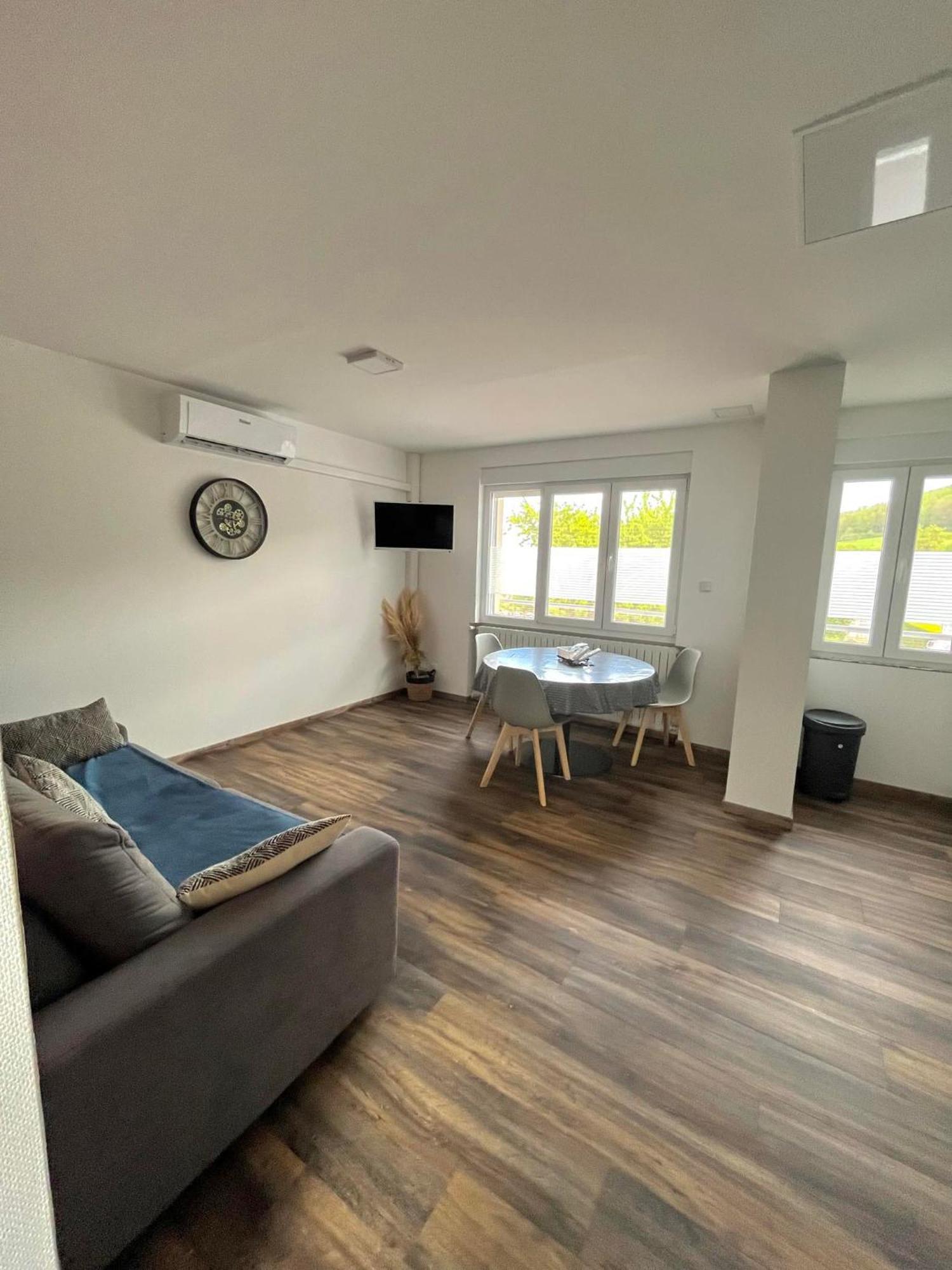 Gm Gite Maison Neuve Et Tout Confort Lucey Екстериор снимка